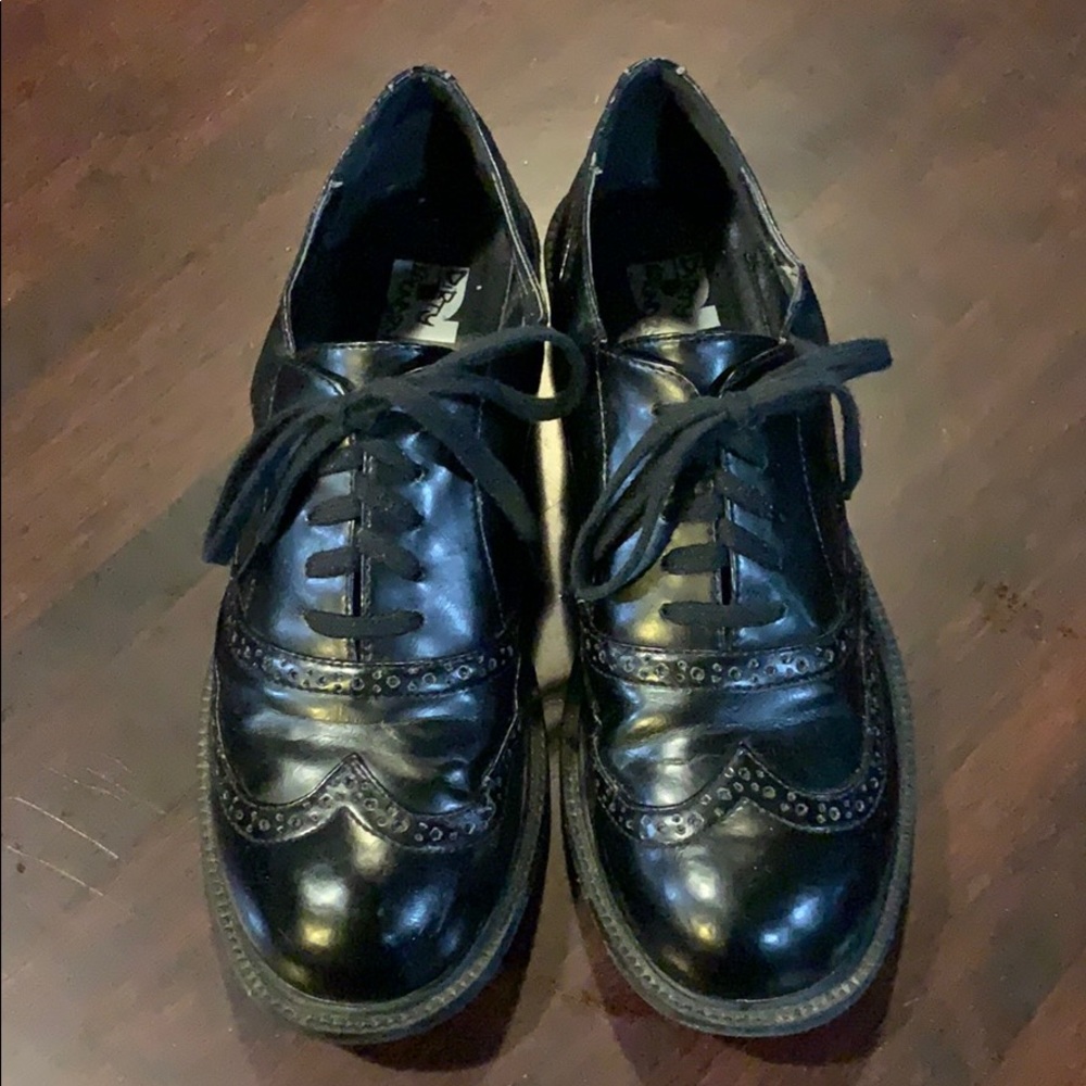 GUC Dirty Laundry women’s size 11 black oxfords!